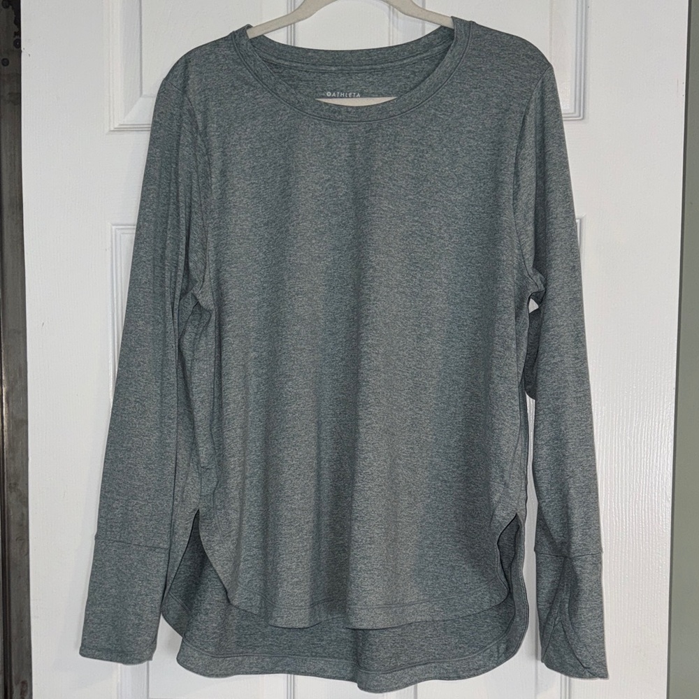 Athleta Heathered Gray Long Sleeve Crew Top